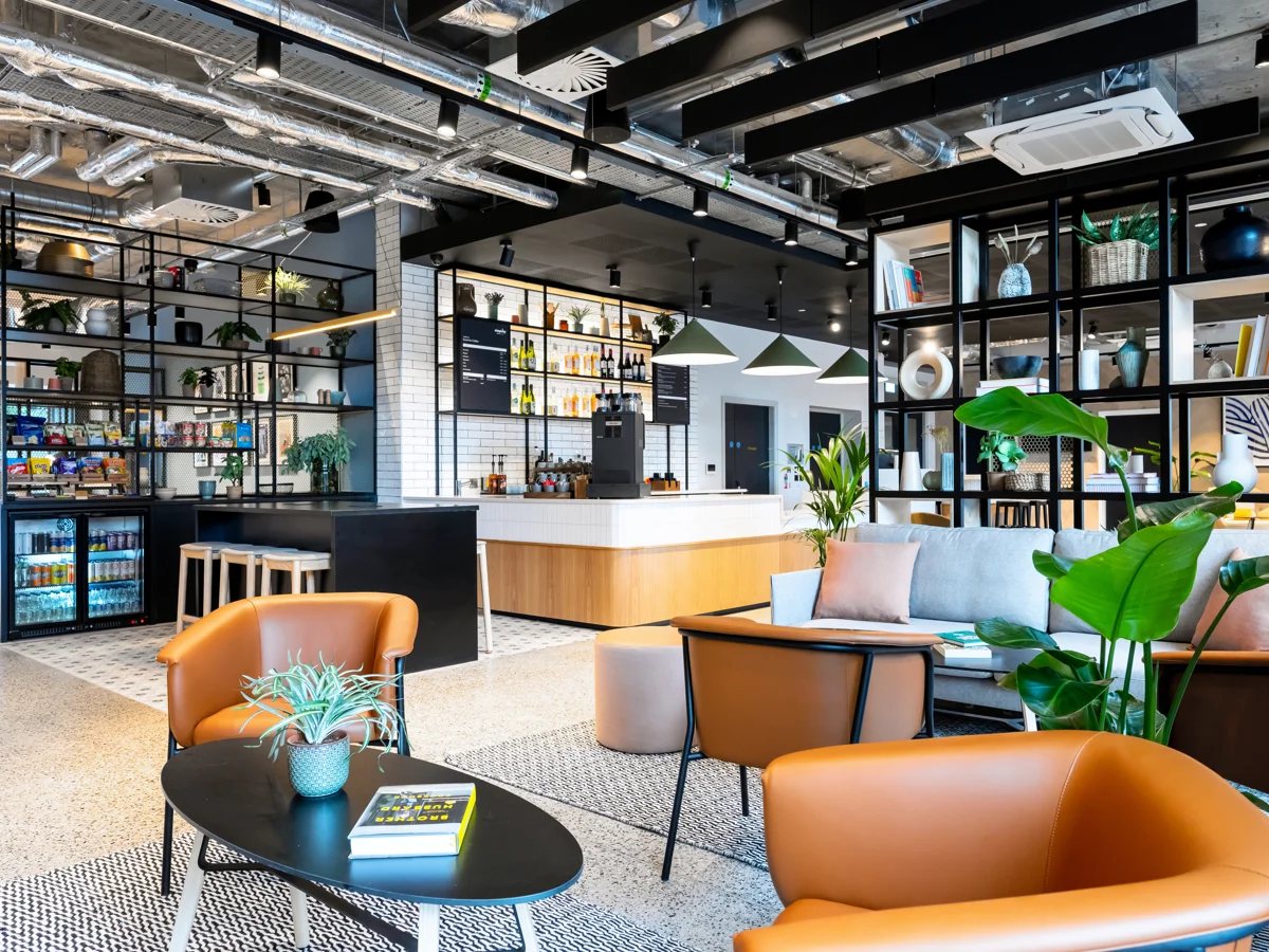 Staycity Dublin City Centre guest studio and seating area
