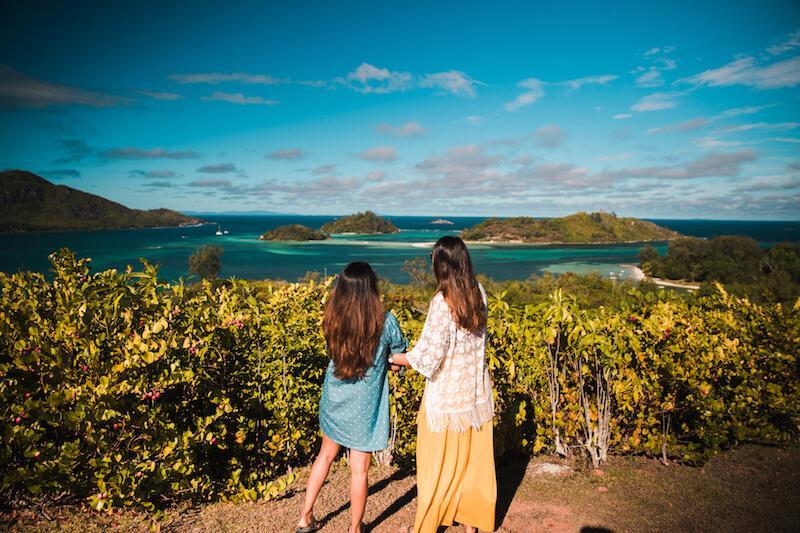 11 Quick Eco-Traveling Tips