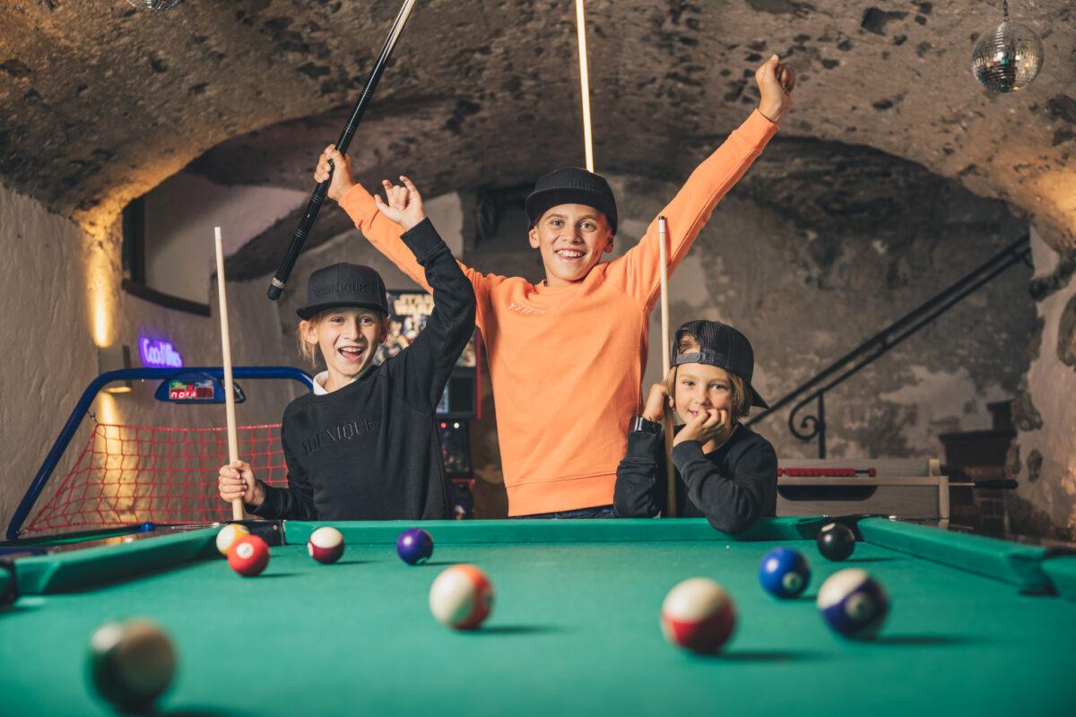 Vacation in sustainable hotels with childcare and babysitting services