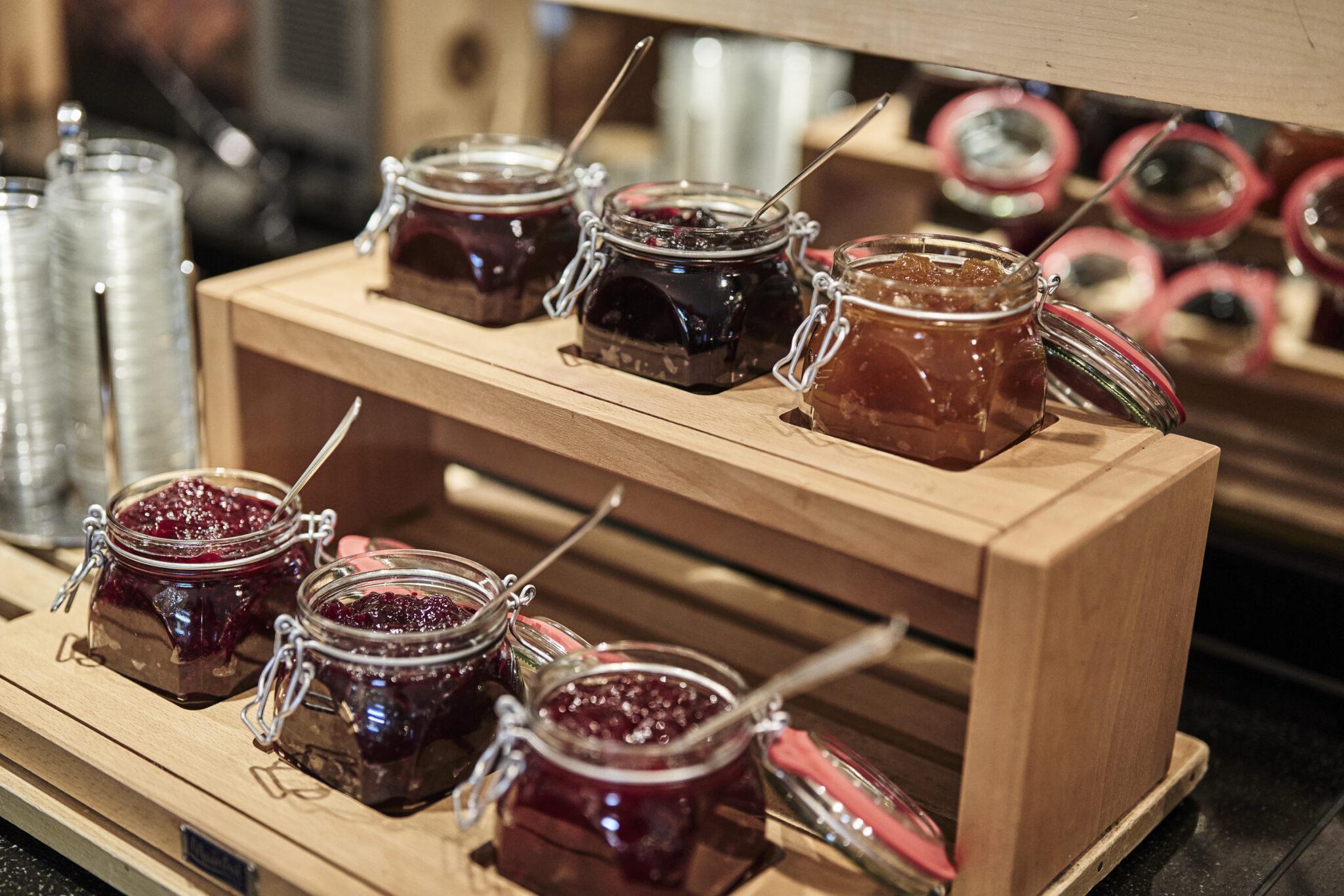 Preserve, jelly & marmalade – a sustainable, zero-waste spread