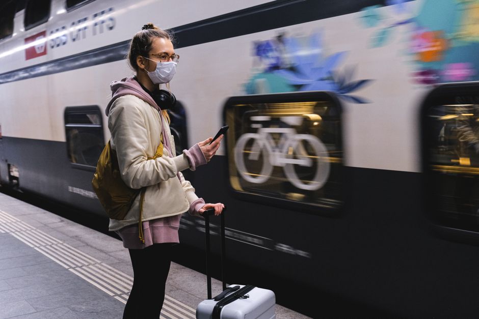 Solo Traveler Safety Apps 2026: 8 Essential Safety Apps Every Solo Traveler Needs on Their Phone (2026)