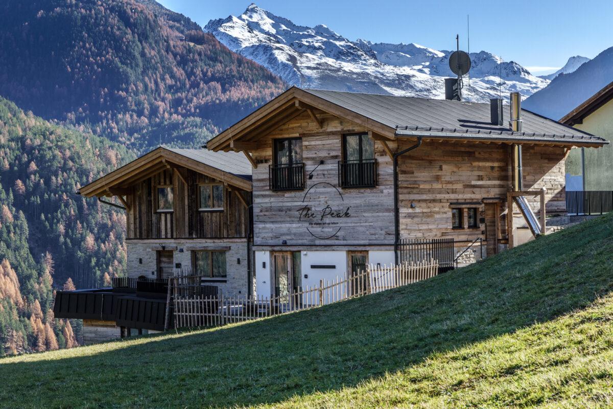 ALPINE ROMANCE AND HUT HAPPINESS: The most lovely, sustainable accommodations for a romantic weekend in the Alpes